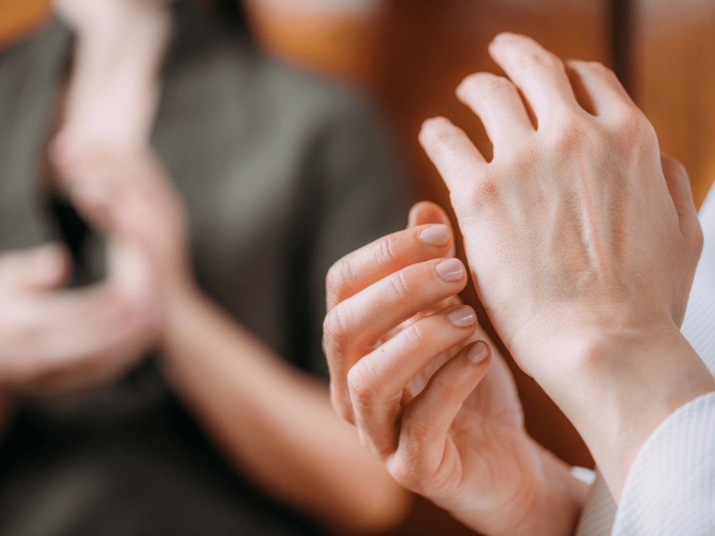 EFT Coaching – Klopftechnik an den Handpunkten zur Stressreduktion und emotionalen Balance
